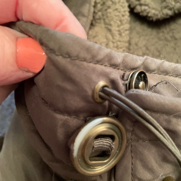 SLY Military Women’s Jacket 2 in 1 -Size Small Fleece Lining worn as Vest - Picture 4 of 16